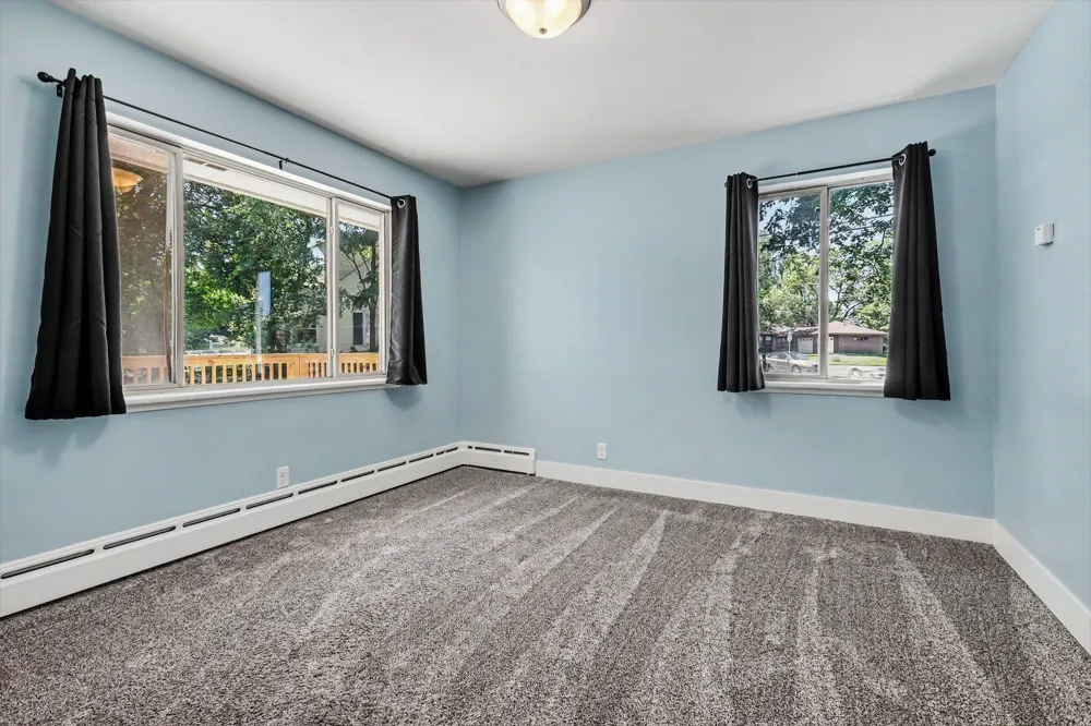 3990 S Big Spring Drive SW Grandville, MI 49418