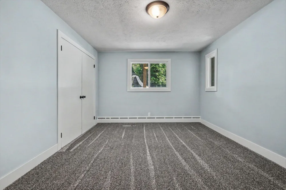 3990 S Big Spring Drive SW Grandville, MI 49418
