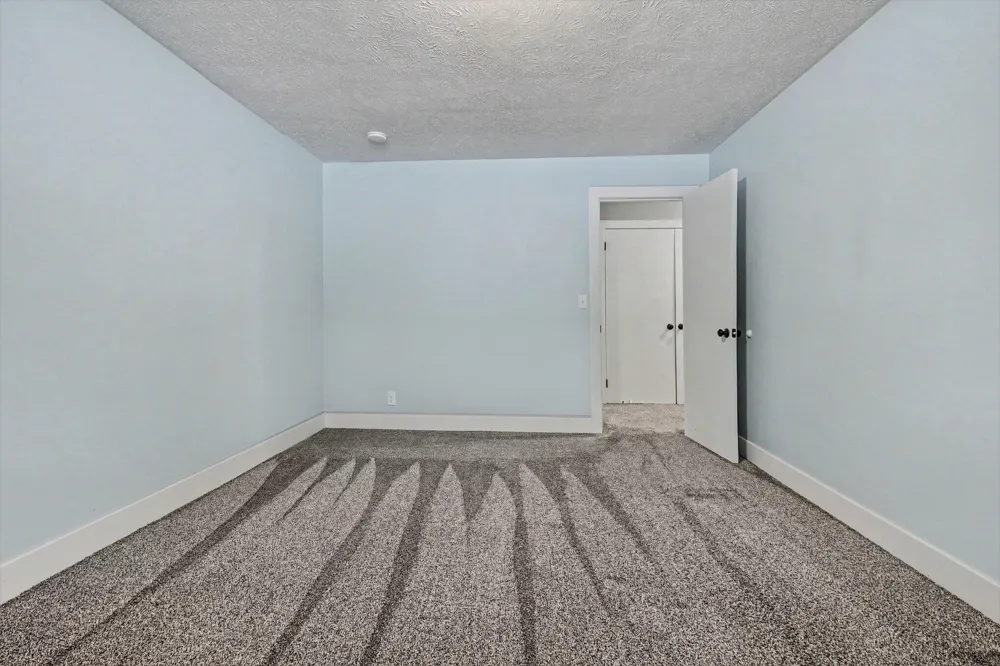 3990 S Big Spring Drive SW Grandville, MI 49418