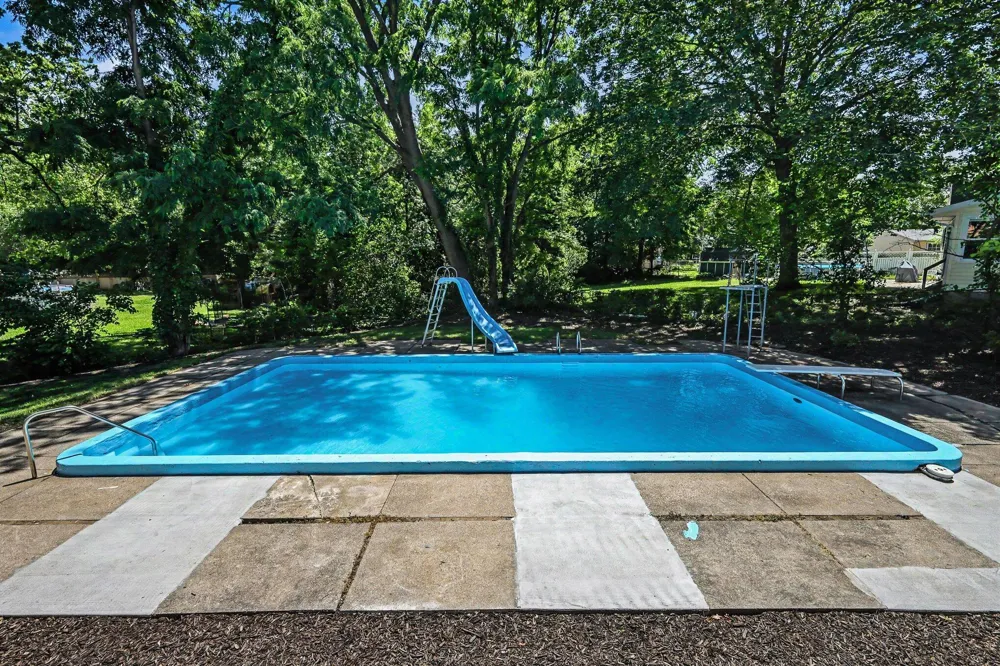 3990 S Big Spring Drive SW Grandville, MI 49418