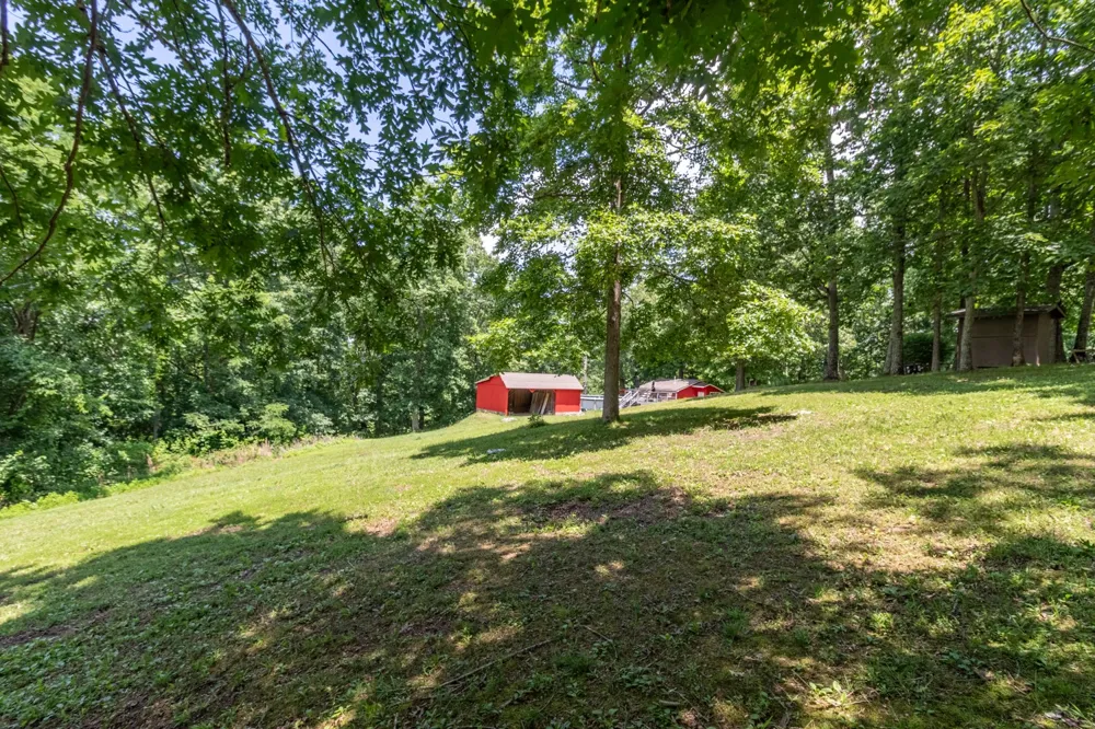 127 Shade Tree Ct Pegram, TN 37143