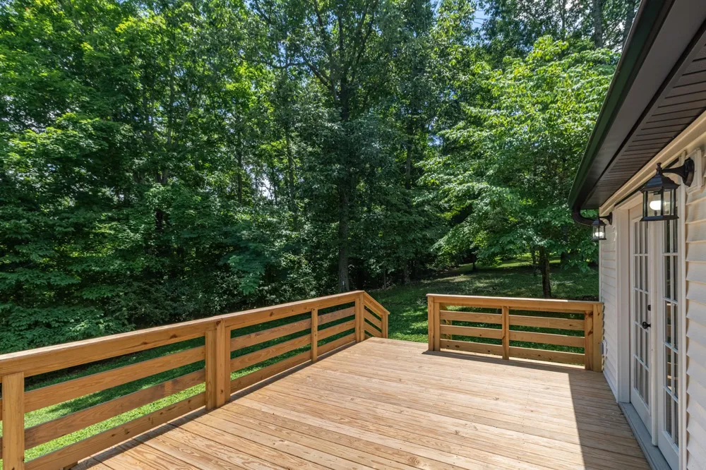 127 Shade Tree Ct Pegram, TN 37143