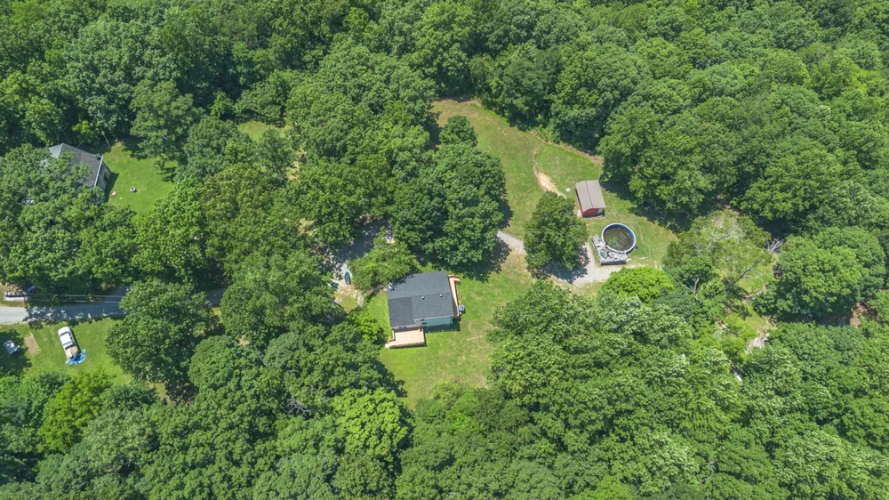 127 Shade Tree Ct Pegram, TN 37143