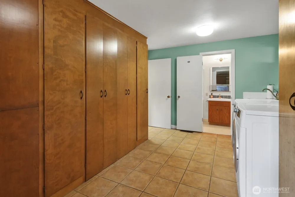 7605 279th Place NW Stanwood, WA 98292