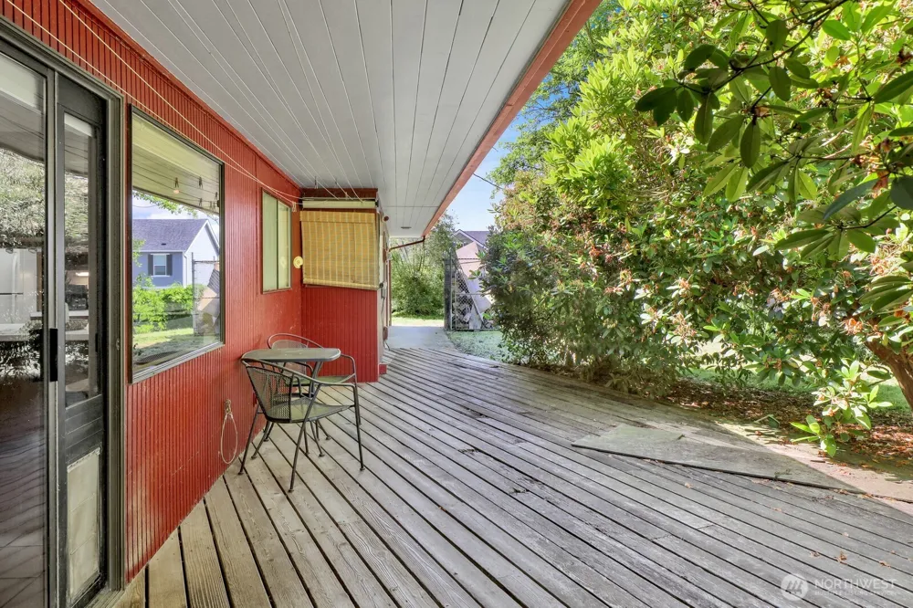 7605 279th Place NW Stanwood, WA 98292