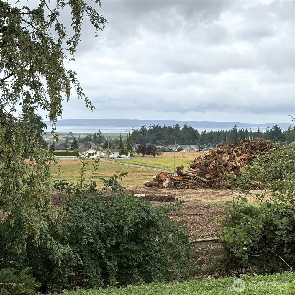 7605 279th Place NW Stanwood, WA 98292