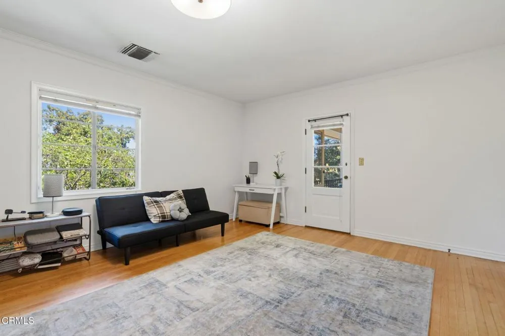 965 San Marino Avenue San Marino, CA 91108