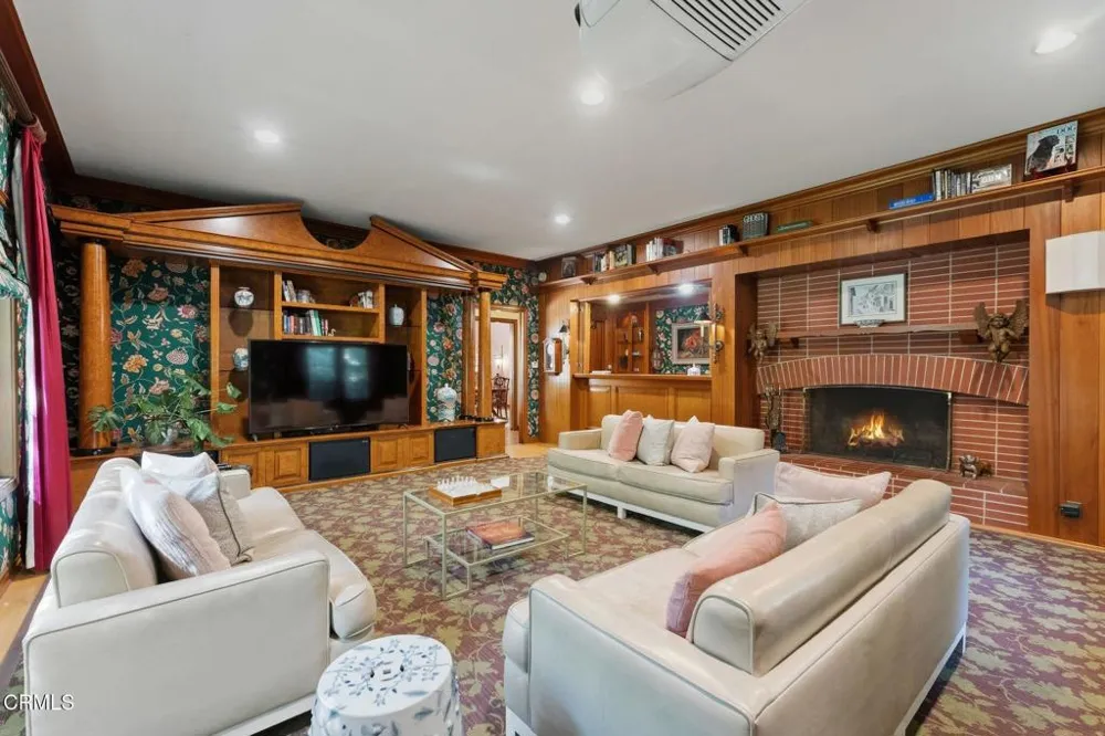 965 San Marino Avenue San Marino, CA 91108