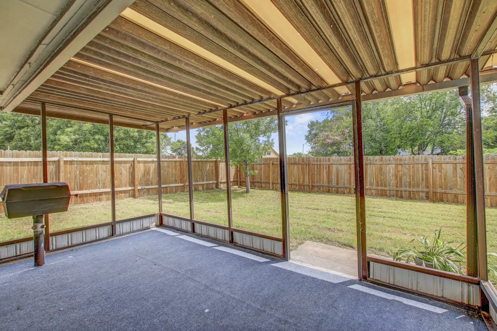 9913 Oak Hollow Drive Austin, TX 78758