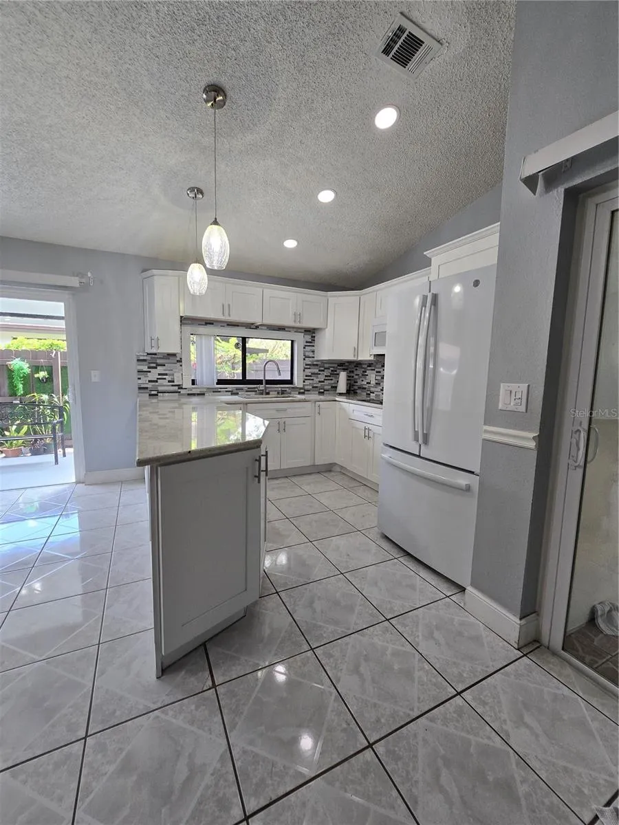 5401 HOPEDALE DRIVE Tampa, FL 33624
