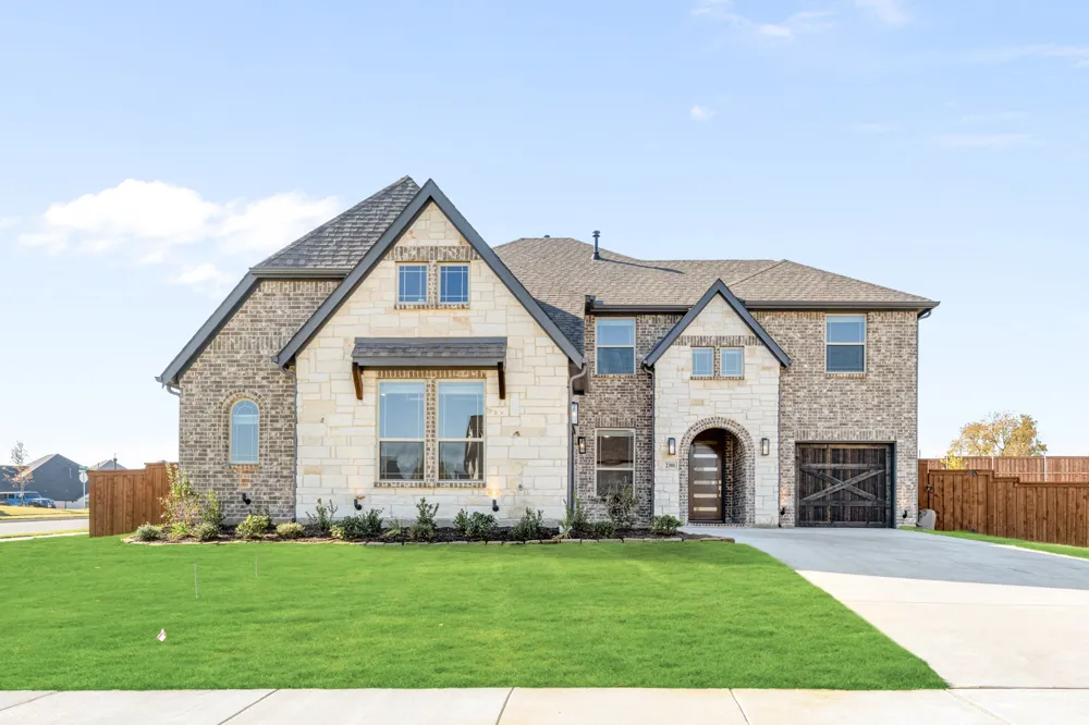 2301 Christopher Road Mansfield, TX 76063