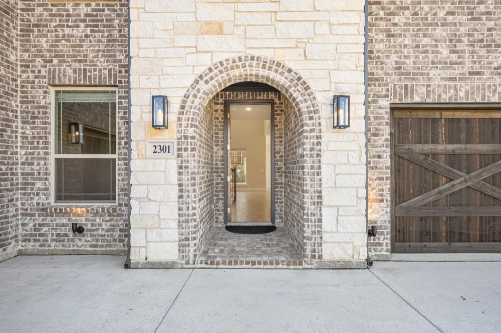 2301 Christopher Road Mansfield, TX 76063