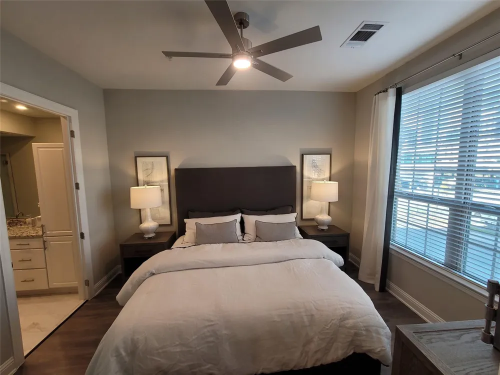 2111 Austin Street #241 Houston, TX 77002