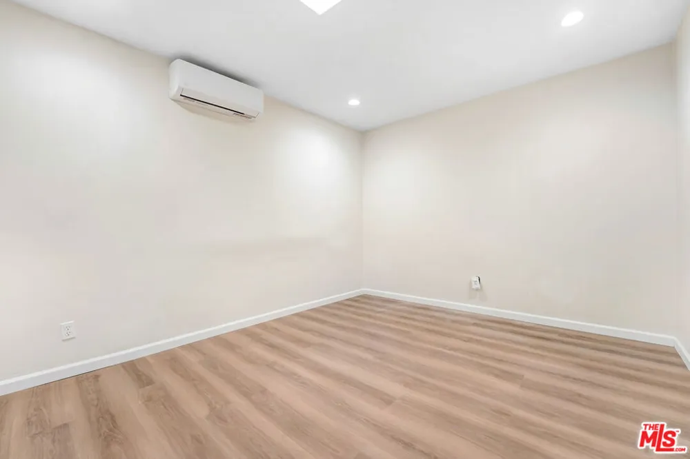 845 Hagar Street San Fernando, CA 91340
