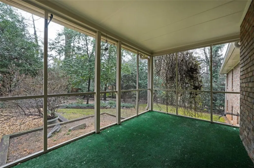 4517 E KINGS POINT CIRCLE Dunwoody, GA 30338
