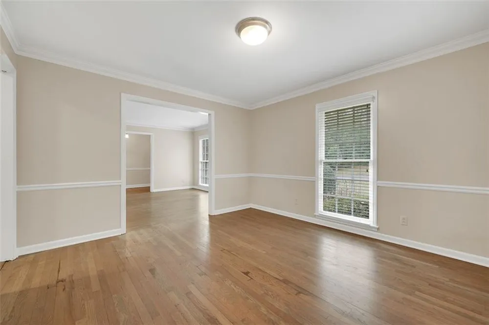 4517 E KINGS POINT CIRCLE Dunwoody, GA 30338