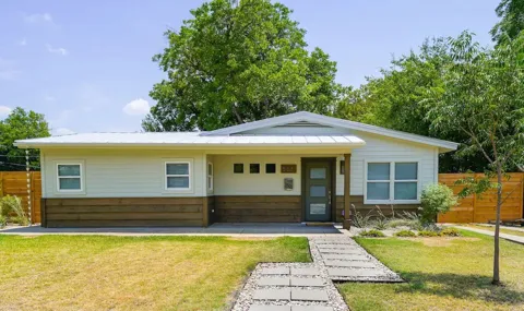 5881 Tracyne Drive