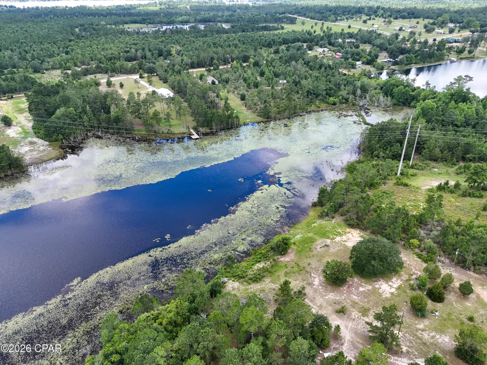 422 Mcduff Drive Alford, FL 32420