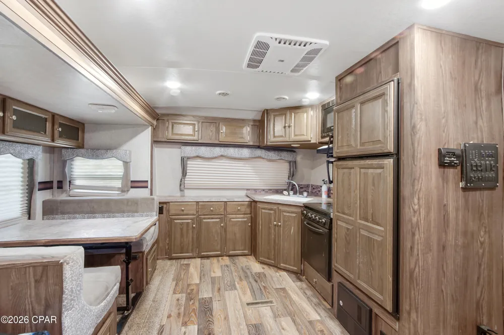422 Mcduff Drive Alford, FL 32420