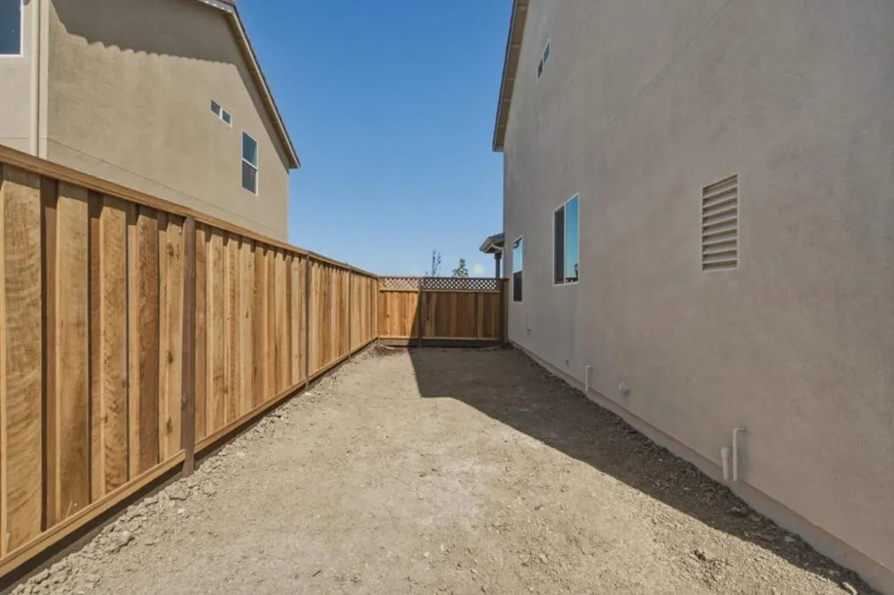 113 Carmona Drive King City, CA 93930