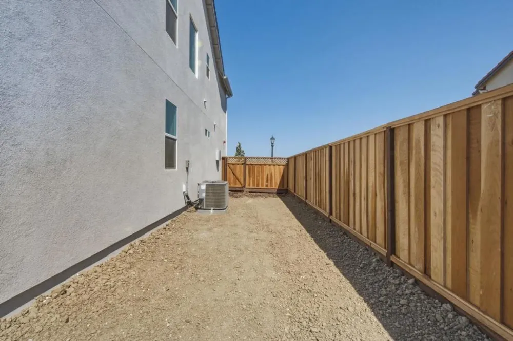 113 Carmona Drive King City, CA 93930