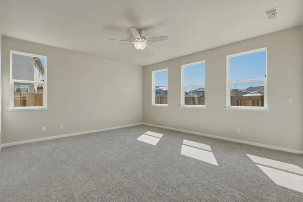 113 Carmona Drive King City, CA 93930