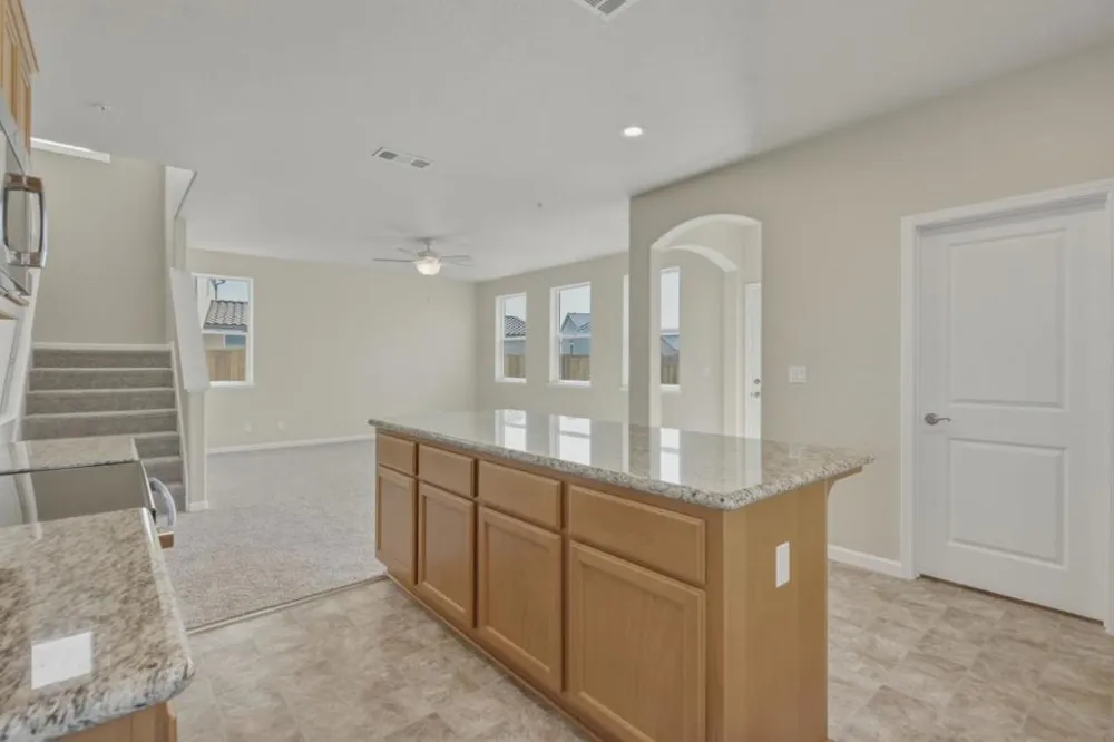 113 Carmona Drive King City, CA 93930