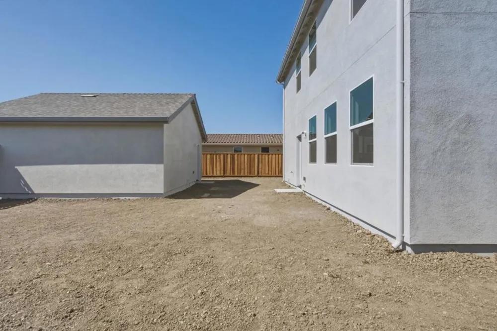 113 Carmona Drive King City, CA 93930
