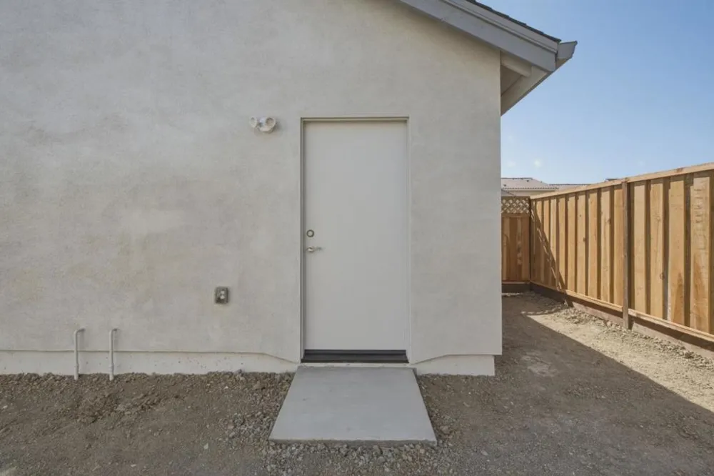 113 Carmona Drive King City, CA 93930