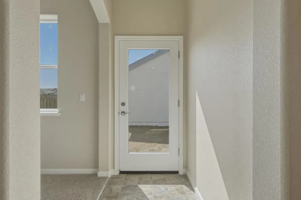 113 Carmona Drive King City, CA 93930