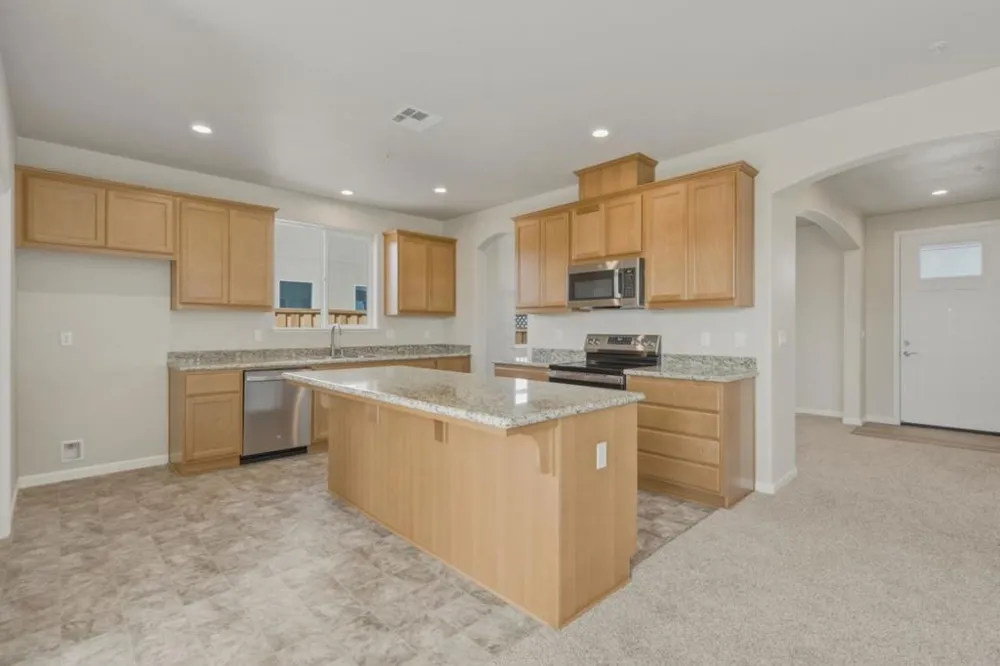 113 Carmona Drive King City, CA 93930
