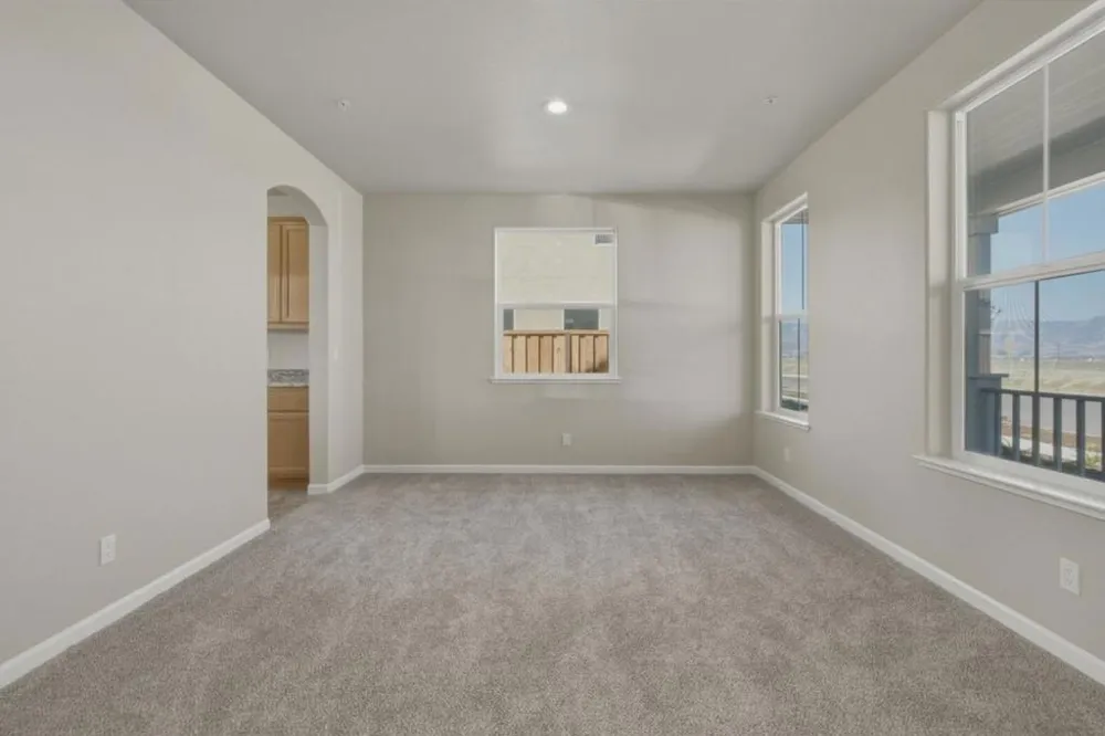 113 Carmona Drive King City, CA 93930
