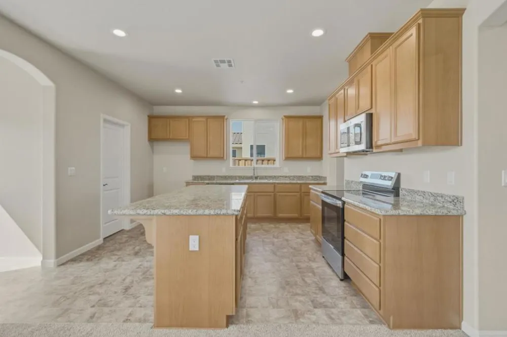 113 Carmona Drive King City, CA 93930