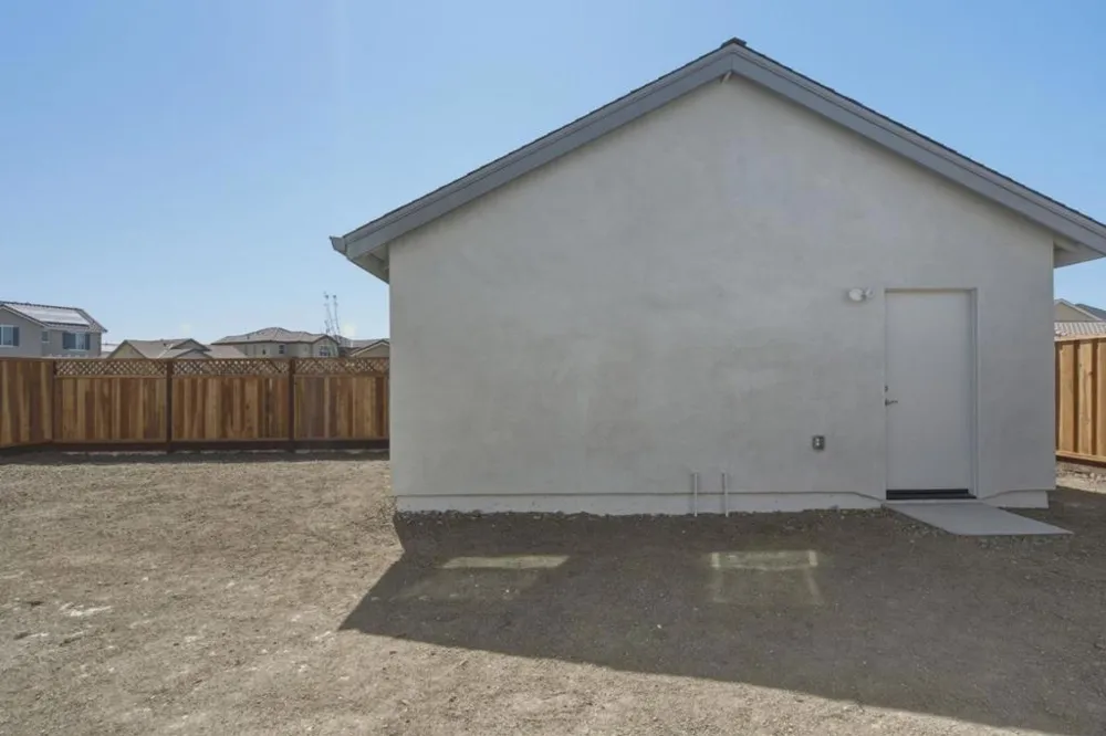 113 Carmona Drive King City, CA 93930