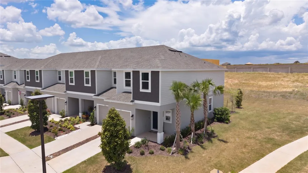 7771 WATERSCAPE Groveland, FL 34736