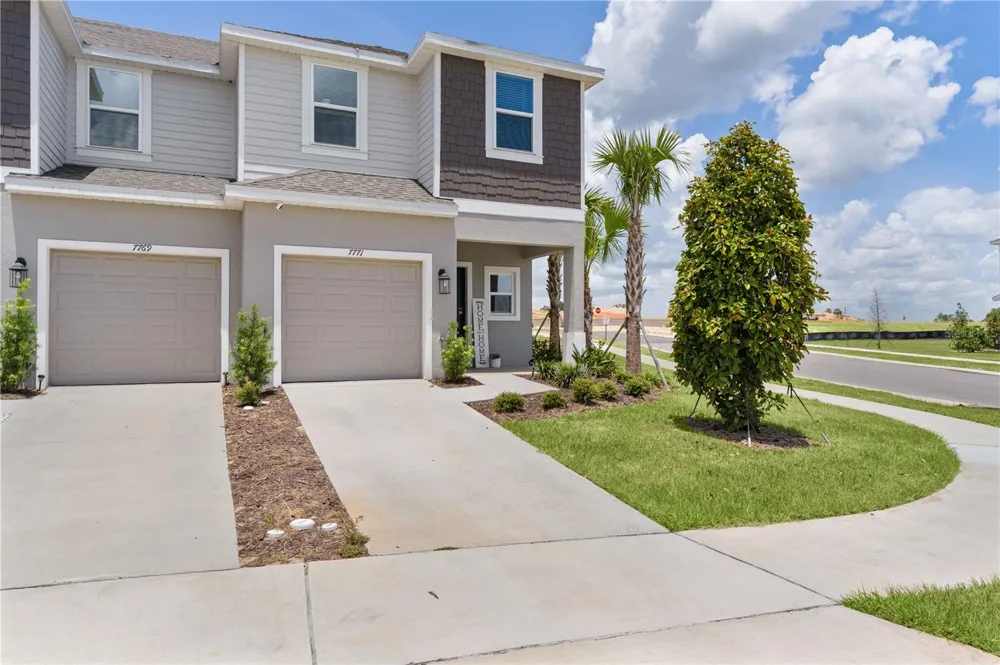 7771 WATERSCAPE Groveland, FL 34736