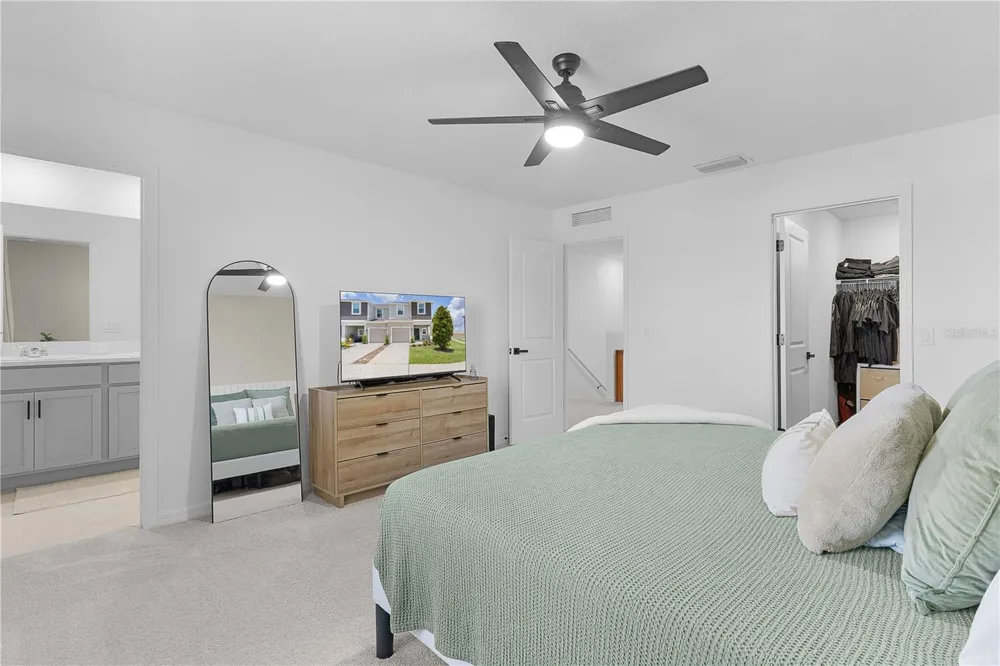 7771 WATERSCAPE Groveland, FL 34736
