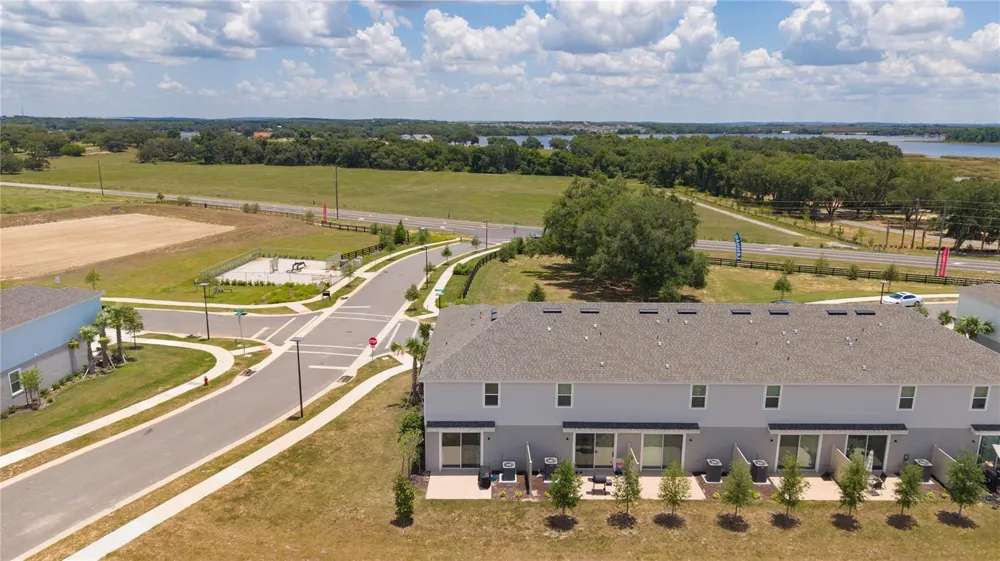7771 WATERSCAPE Groveland, FL 34736