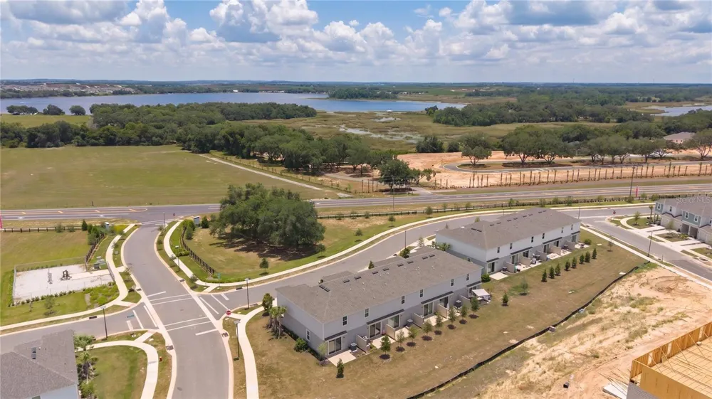7771 WATERSCAPE Groveland, FL 34736