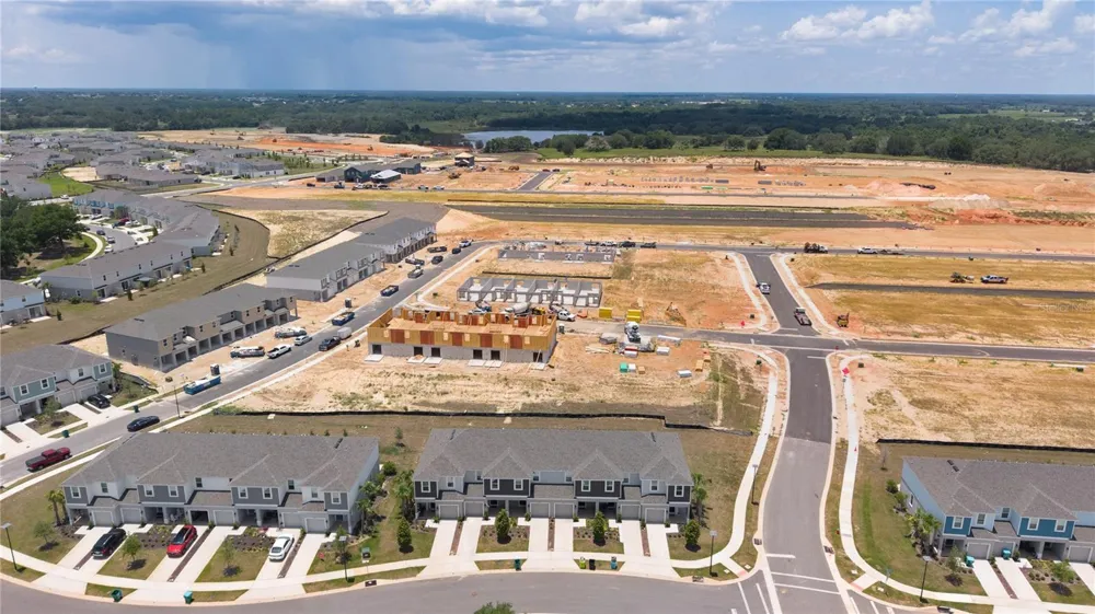 7771 WATERSCAPE Groveland, FL 34736
