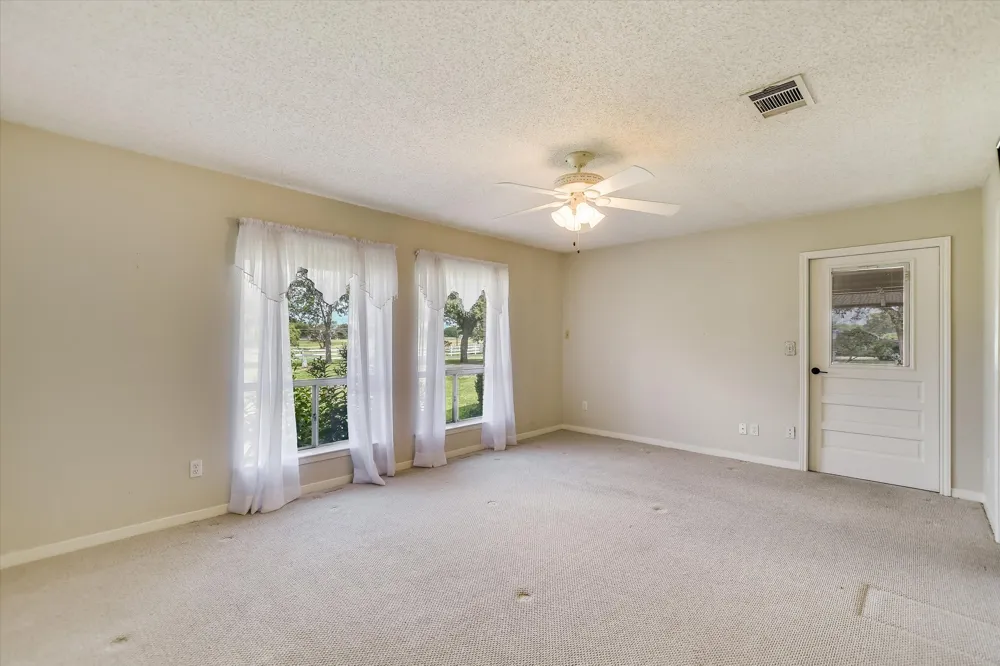 7 Brenda Lane Round Rock, TX 78665