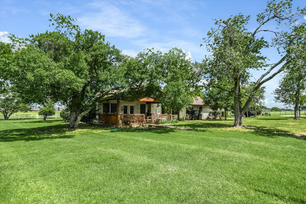 7 Brenda Lane Round Rock, TX 78665