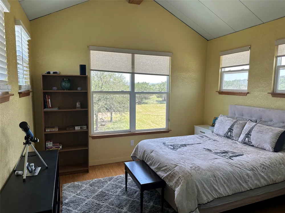 332 Turkey Dr Road Dripping Springs, TX 78620
