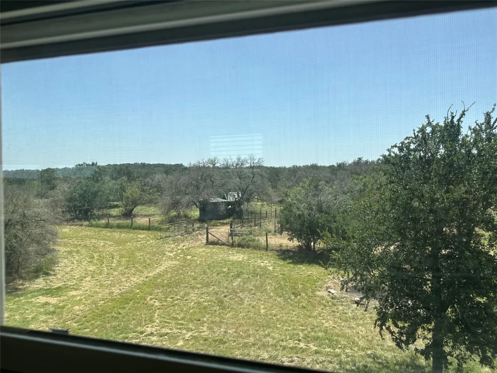 332 Turkey Dr Road Dripping Springs, TX 78620
