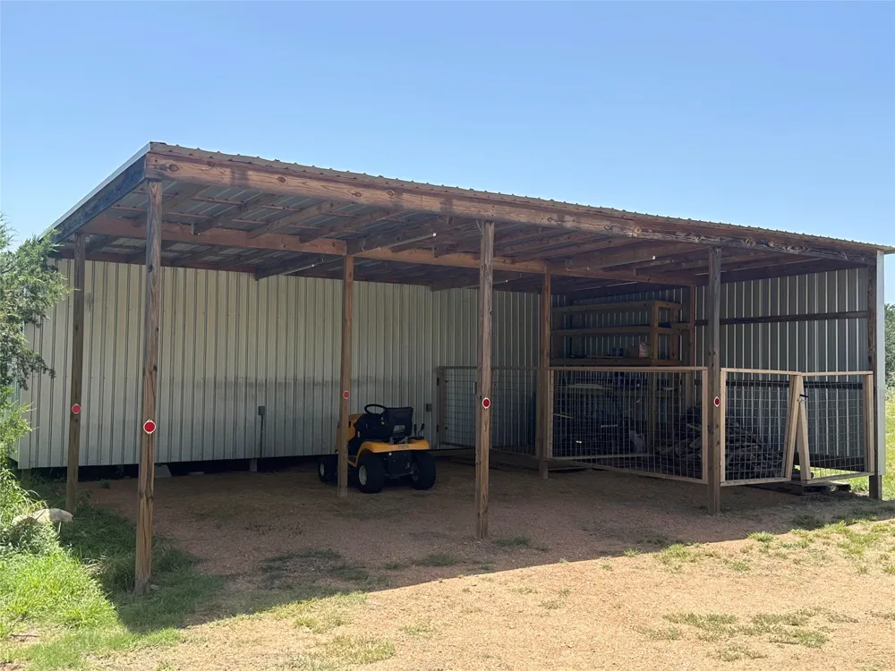 332 Turkey Dr Road Dripping Springs, TX 78620
