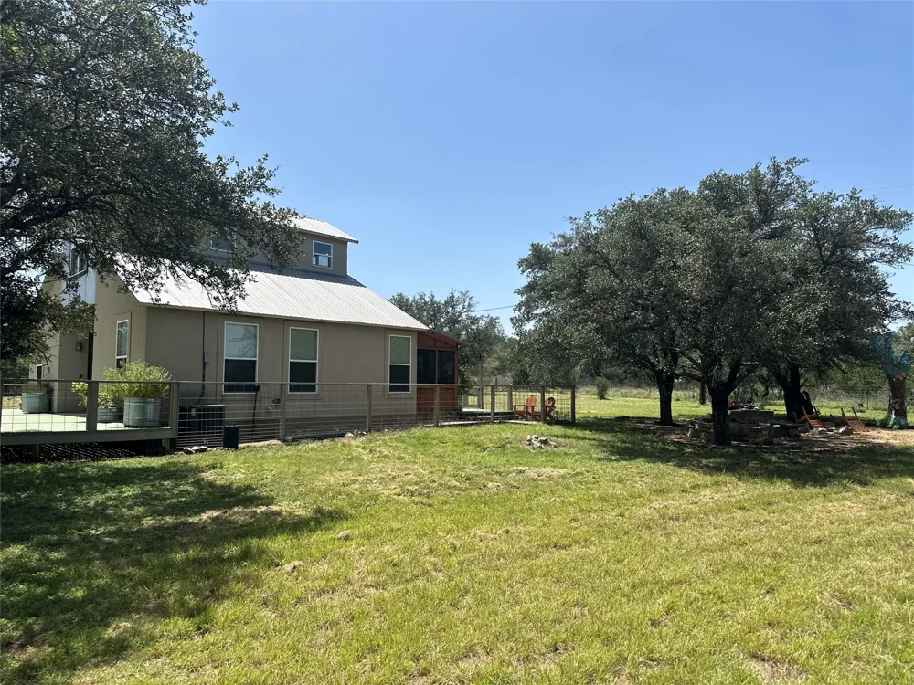 332 Turkey Dr Road Dripping Springs, TX 78620