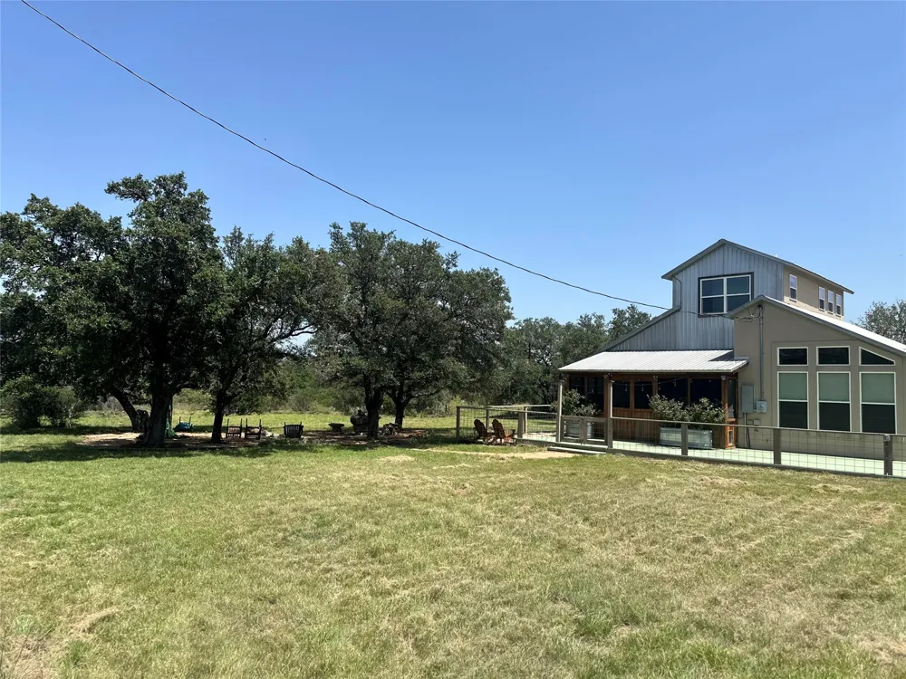 332 Turkey Dr Road Dripping Springs, TX 78620