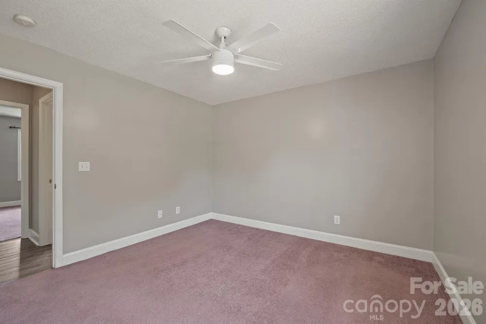 114 Glenwood Valley Drive Harmony, NC 28634