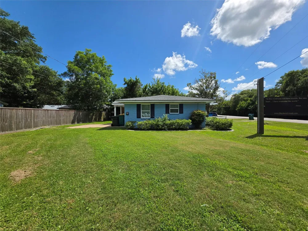 305 Miles Road #A Bacliff, TX 77518