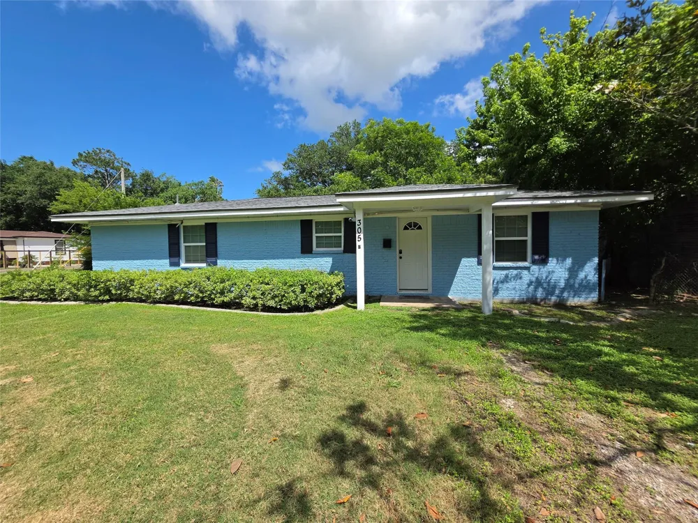 305 Miles Road #A Bacliff, TX 77518